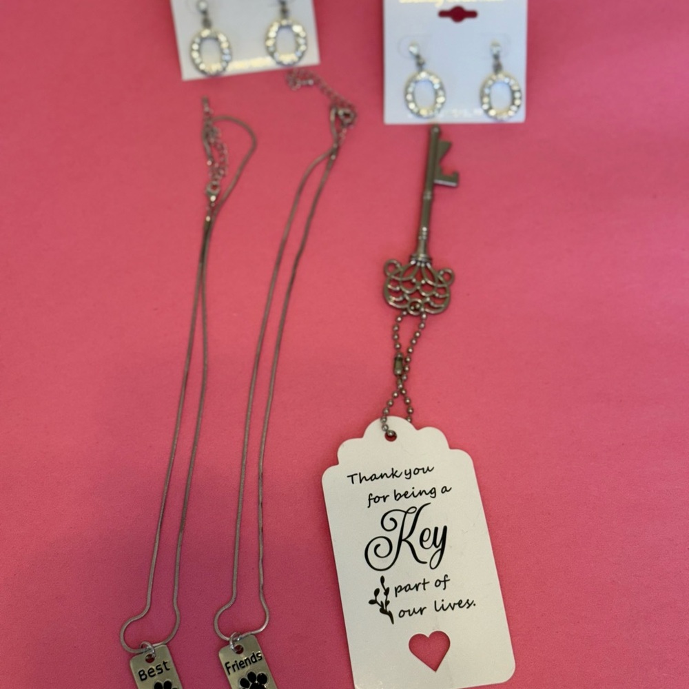 FRIENDS Silver Best Friends Necklace Set Bundle with Two Pairs earrings and Keyc